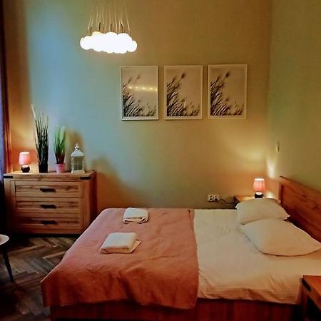 Drzewna Apartamenty - Wroclawska เจโลนากูรา ภายนอก รูปภาพ