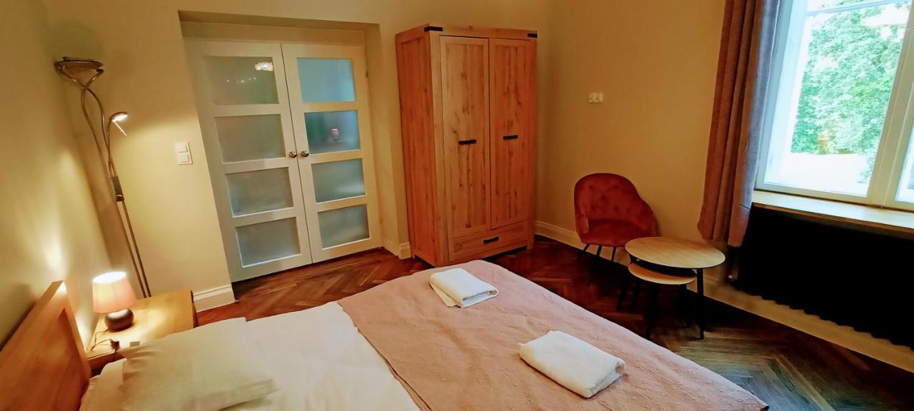 Drzewna Apartamenty - Wroclawska เจโลนากูรา ภายนอก รูปภาพ
