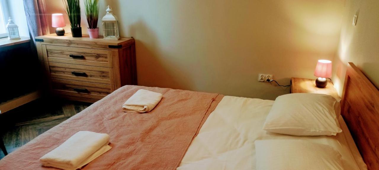 Drzewna Apartamenty - Wroclawska เจโลนากูรา ภายนอก รูปภาพ