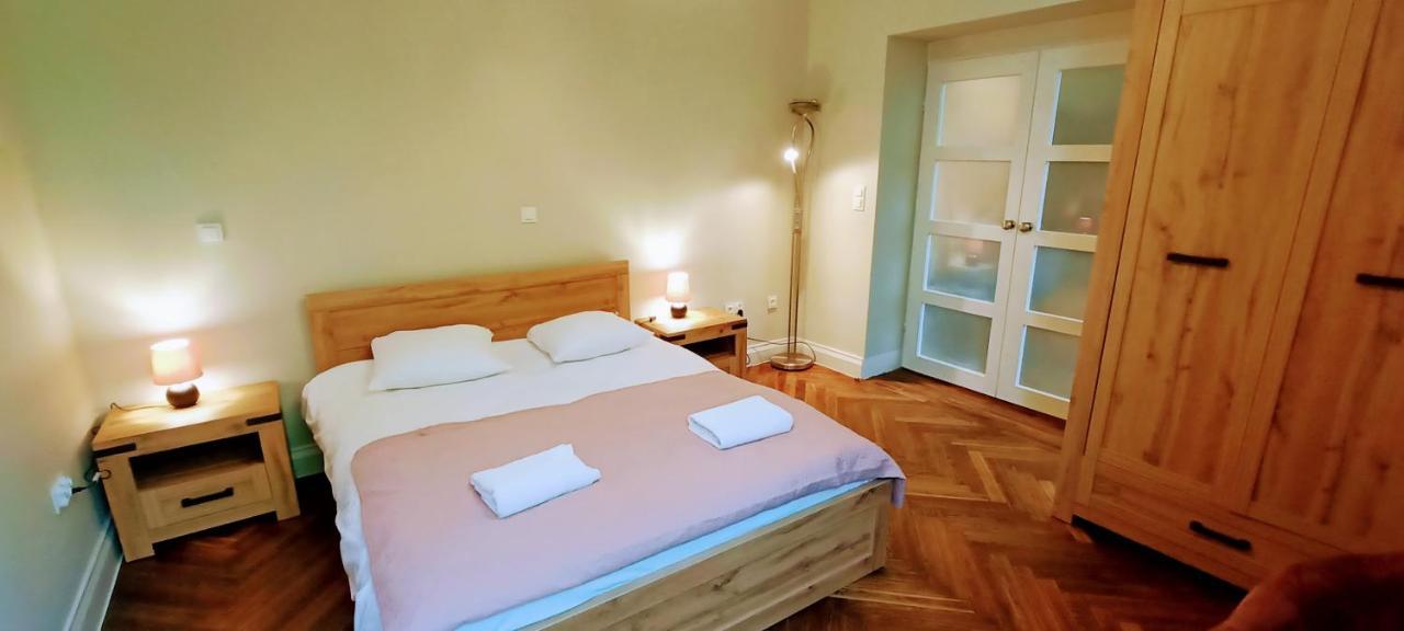 Drzewna Apartamenty - Wroclawska เจโลนากูรา ภายนอก รูปภาพ
