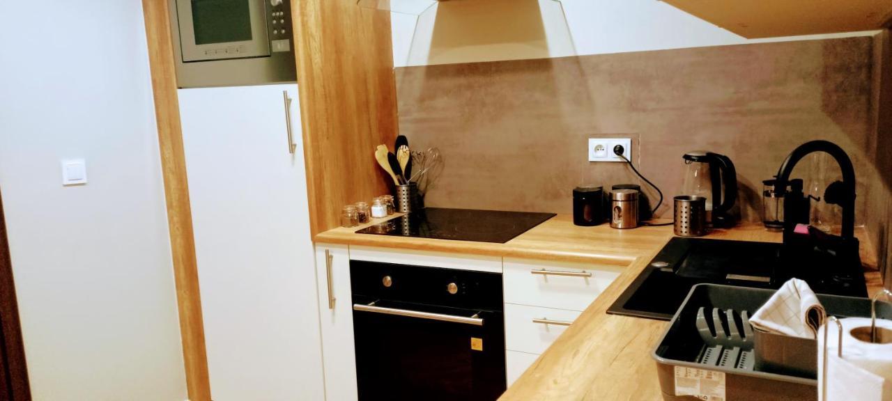 Drzewna Apartamenty - Wroclawska เจโลนากูรา ภายนอก รูปภาพ