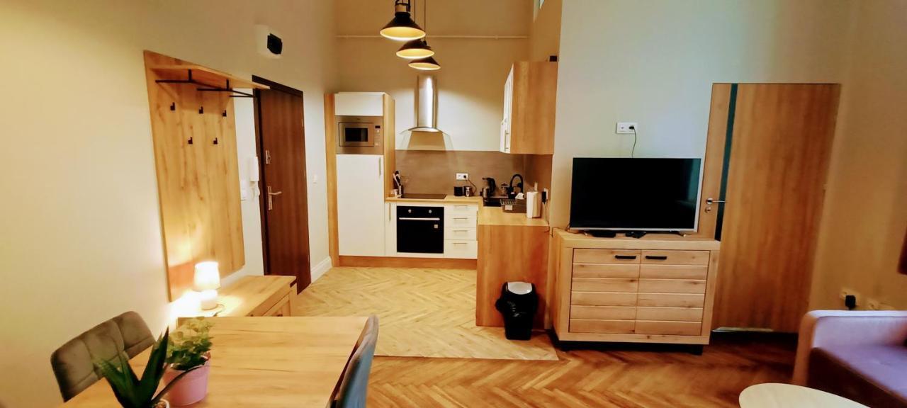 Drzewna Apartamenty - Wroclawska เจโลนากูรา ภายนอก รูปภาพ