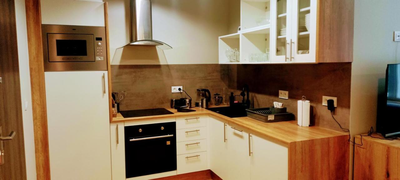 Drzewna Apartamenty - Wroclawska เจโลนากูรา ภายนอก รูปภาพ
